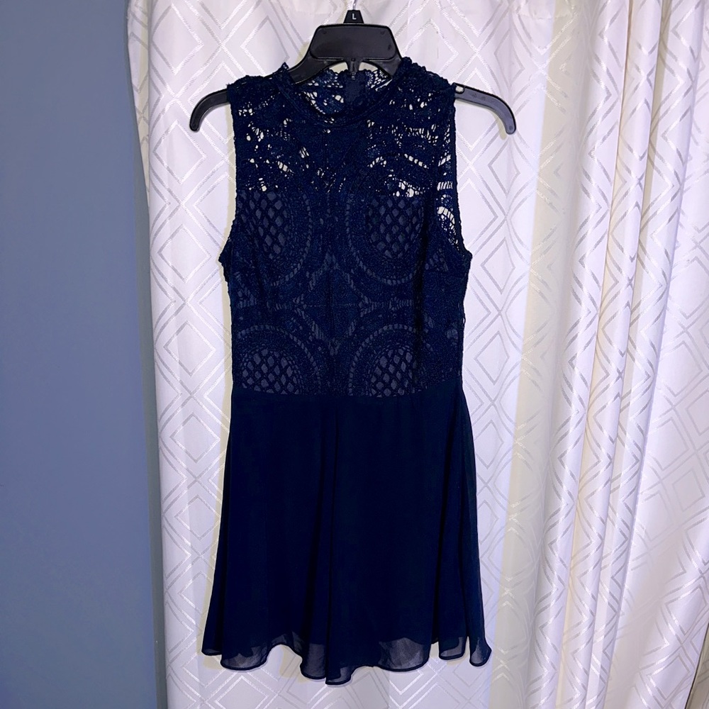 Cute romper!
